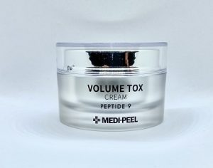 Crema viso al complesso di 9 peptidi Volume Tox Medi-Peel blog02 immagine